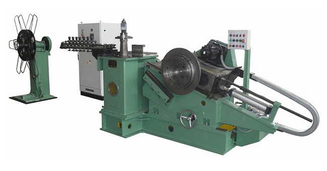 Machine à emboutir / Machine de poinçonnage et de bobinage de stator à flux axial
