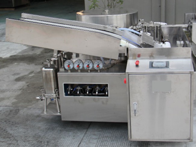 Machine de nettoyage rotative / Machine à laver rotative, pour flacons