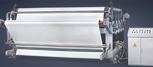 Machine de piquage par vibration pour cuir