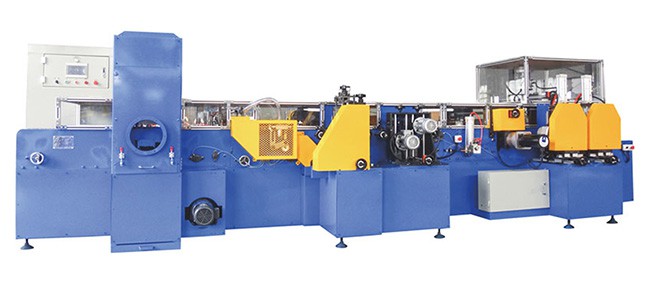 Machine de découpe et de brossage pour pattes de plaques