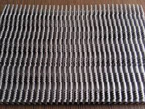 Machine de fabrication d’ailettes de radiateur en aluminium