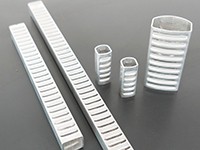 Poinçonneuse pour tuyaux collecteurs pour condenseur