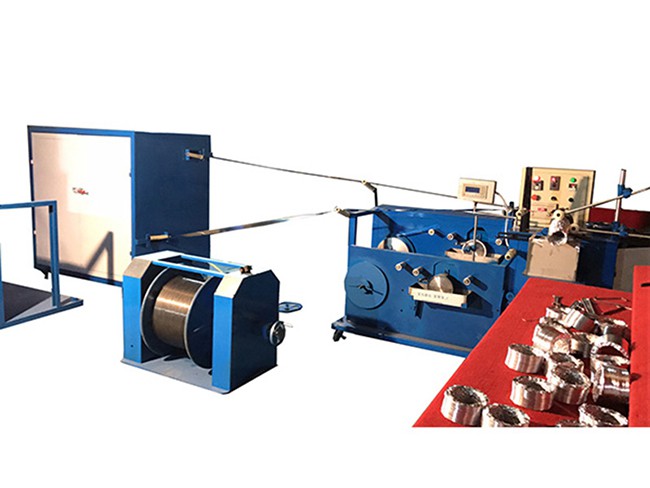 AFD-600D Machine de fabrication de gaines flexibles en aluminium