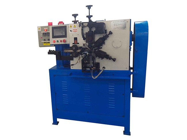 Machine de fabrication d'anneaux de brasage en cuivre